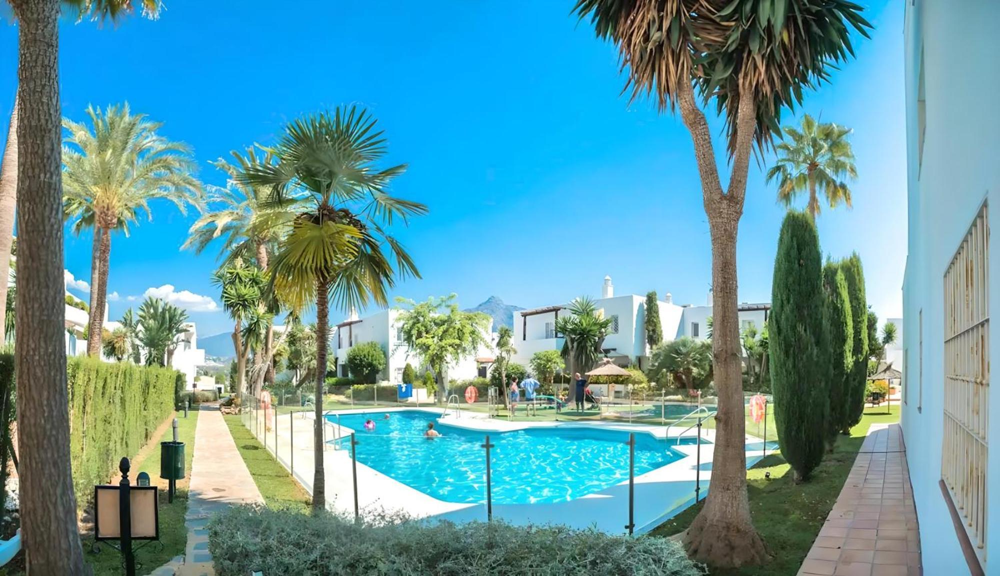 Gorgeous 2Br Apt. W/ Mountain View Puerto Banus Μαρμπέλλα Εξωτερικό φωτογραφία